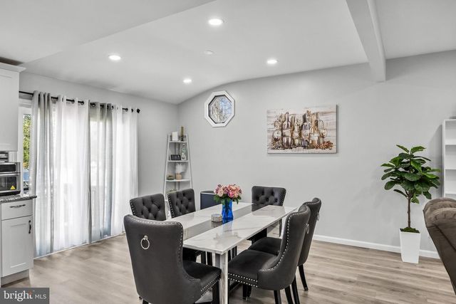 239 BOYER AVE, West Berlin, NJ 08091