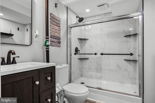 239 BOYER AVE, West Berlin, NJ 08091