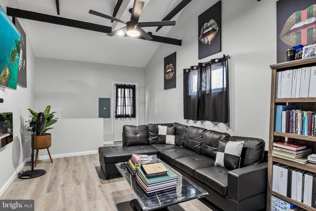 239 BOYER AVE, West Berlin, NJ 08091