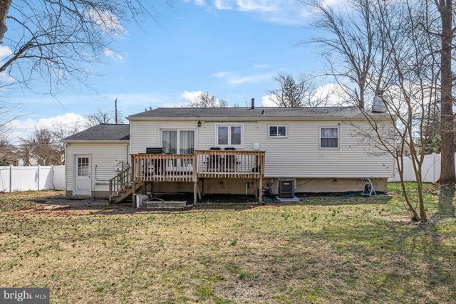 239 BOYER AVE, West Berlin, NJ 08091