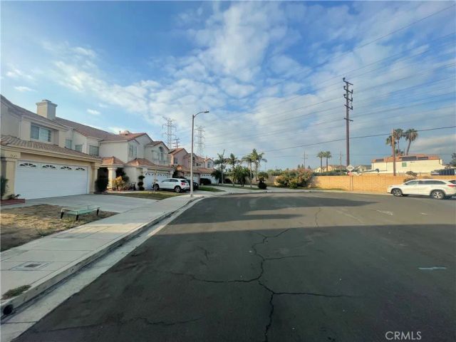 7547 Bellingham, North Hollywood, CA 91605
