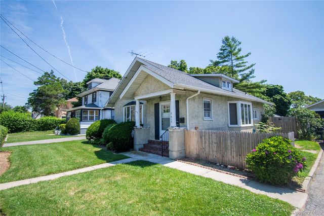 2415 Gale Avenue, Baldwin, NY 11510