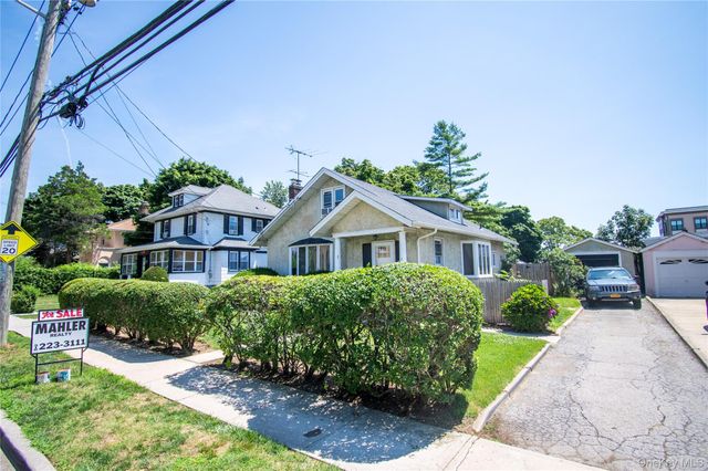 2415 Gale Avenue, Baldwin, NY 11510