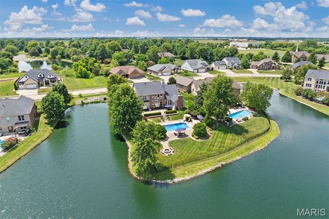 3534 S Arbor Lake Drive, Edwardsville, IL 62025
