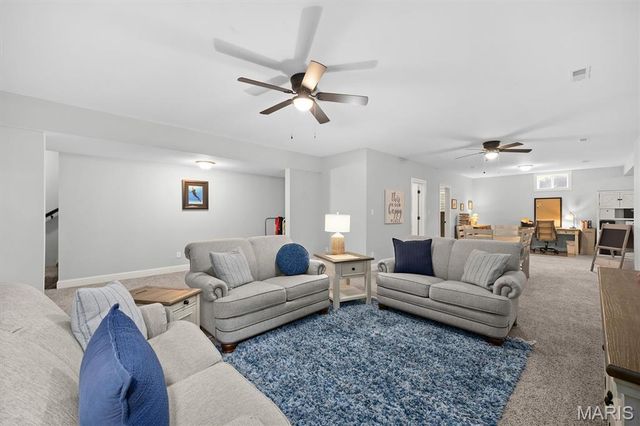 3534 S Arbor Lake Drive, Edwardsville, IL 62025