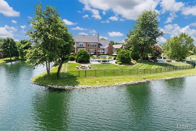 3534 S Arbor Lake Drive, Edwardsville, IL 62025
