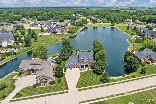 3534 S Arbor Lake Drive, Edwardsville, IL 62025