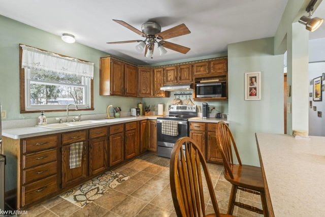 69331 Parker Street, Richmond Twp, MI 48062