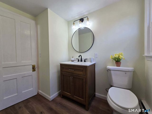 140 Willow Street, Cheshire, CT 06410