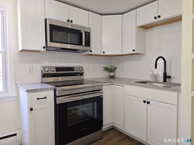 140 Willow Street, Cheshire, CT 06410
