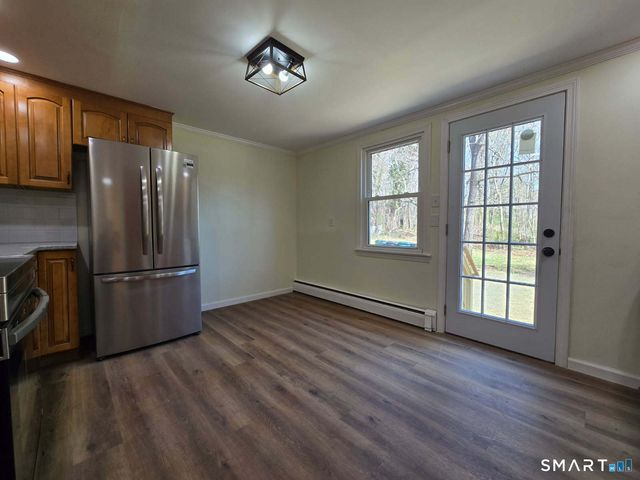 140 Willow Street, Cheshire, CT 06410