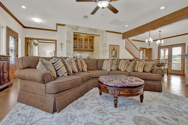 5300 Lookout Ridge DR, Marble Falls, TX 78654