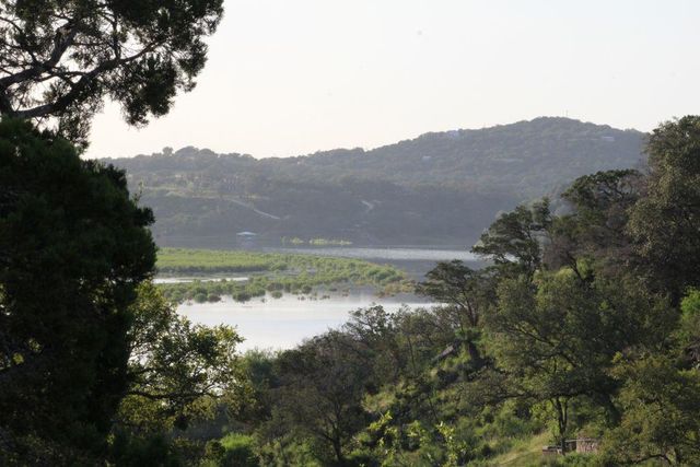 5300 Lookout Ridge DR, Marble Falls, TX 78654