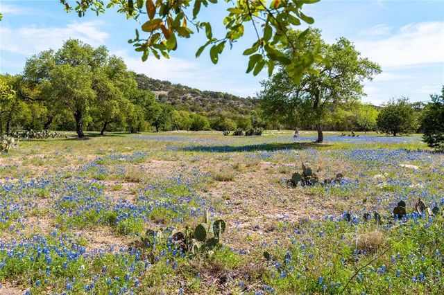 5300 Lookout Ridge DR, Marble Falls, TX 78654