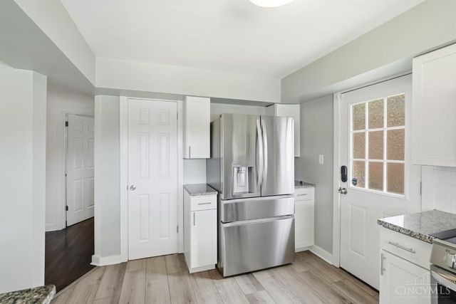 6136 Tahiti Drive, Cincinnati, OH 45224