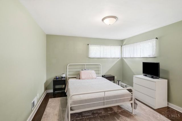 6136 Tahiti Drive, Cincinnati, OH 45224