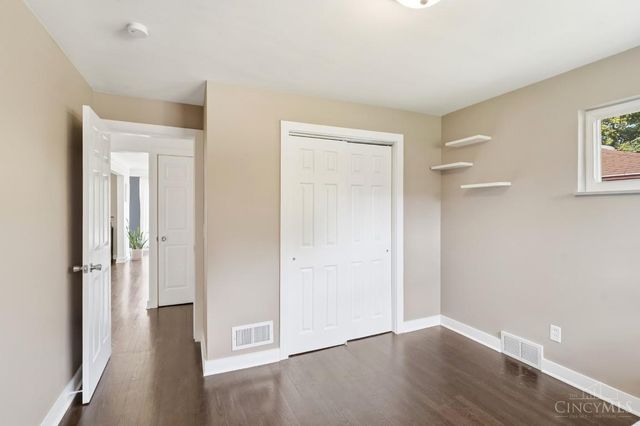 6136 Tahiti Drive, Cincinnati, OH 45224