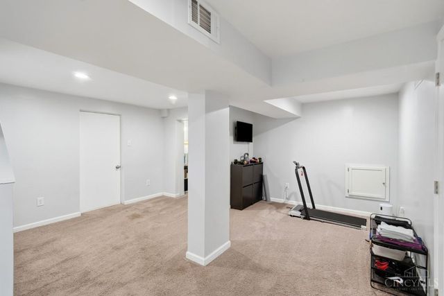 6136 Tahiti Drive, Cincinnati, OH 45224