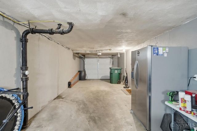 6136 Tahiti Drive, Cincinnati, OH 45224