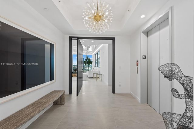 851 NE 1st Ave PH5212, Miami, FL 33132