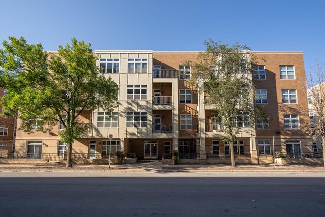 1915 N Water STREET #204, Milwaukee, WI 53202
