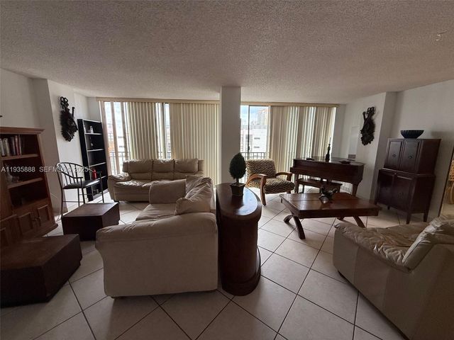 17011 N Bay Rd 1007, Sunny Isles Beach, FL 33160