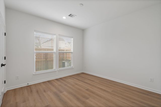 4754 Martin Hill Street, Houston, TX 77018