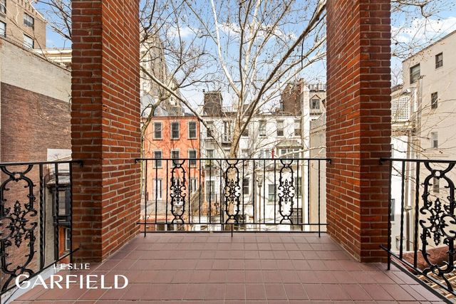 9 E 63RD Street, New York City, NY 10065
