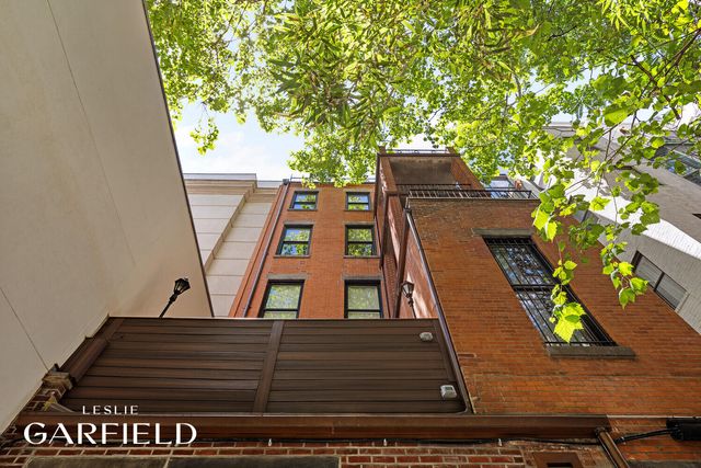 9 E 63RD Street, New York City, NY 10065