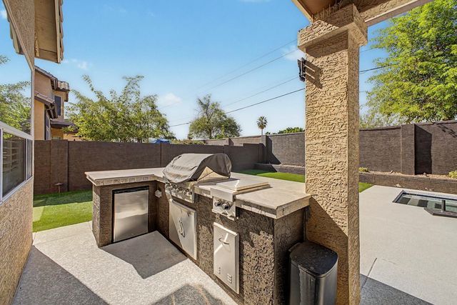 6126 E Juniper Avenue, Scottsdale, AZ 85254