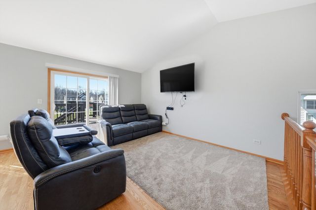 2450 Saddle Ridge Drive, Joliet, IL 60432