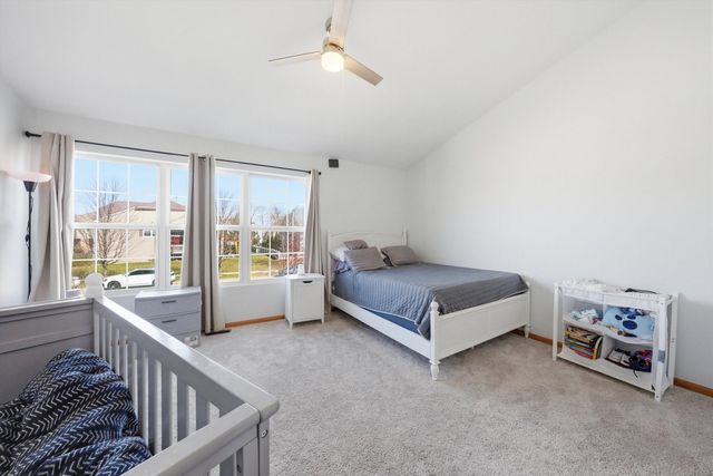 2450 Saddle Ridge Drive, Joliet, IL 60432