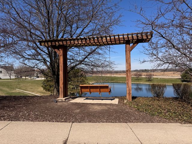 2450 Saddle Ridge Drive, Joliet, IL 60432