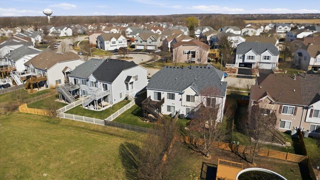 2450 Saddle Ridge Drive, Joliet, IL 60432