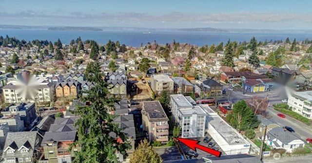 5916 California Avenue SW, Seattle, WA 98136