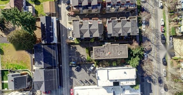 5916 California Avenue SW, Seattle, WA 98136