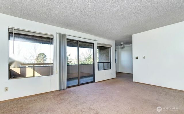 5916 California Avenue SW, Seattle, WA 98136