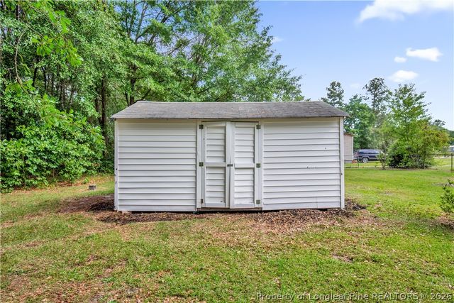 122 Huckabee Street, Raeford, NC 28376
