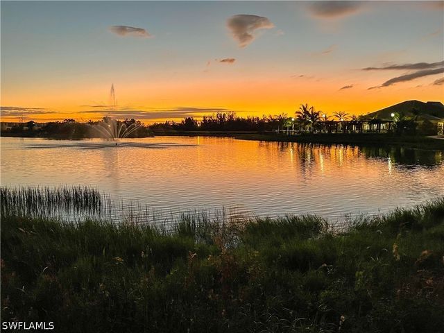163 Indies DR E 106, Naples, FL 34114