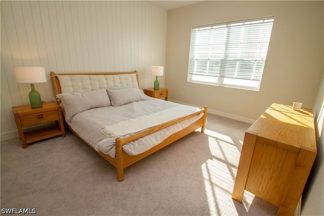 163 Indies DR E 106, Naples, FL 34114