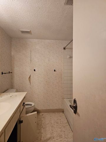 2225 SW Golf Road 504, Huntsville, AL 35802