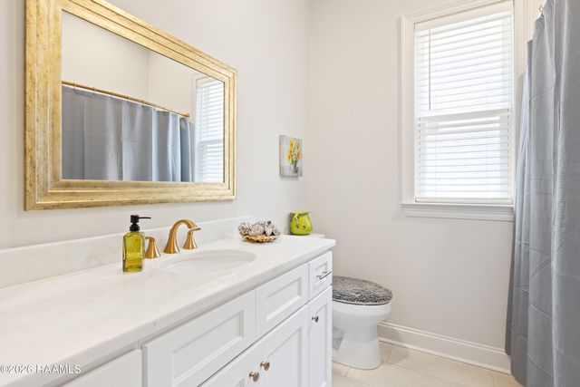 220 Treescape Drive, Lafayette, LA 70508