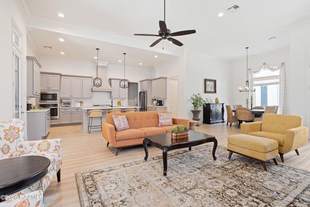 220 Treescape Drive, Lafayette, LA 70508