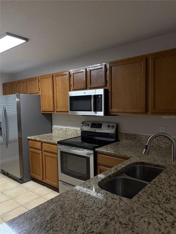 3156 VALLEY OAKS DRIVE 614, Tampa, FL 33618