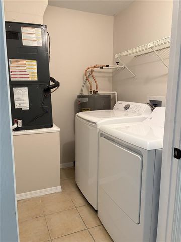 3156 VALLEY OAKS DRIVE 614, Tampa, FL 33618