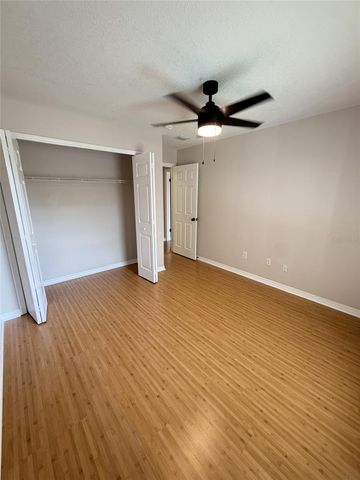 3156 VALLEY OAKS DRIVE 614, Tampa, FL 33618