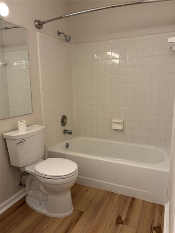 3156 VALLEY OAKS DRIVE 614, Tampa, FL 33618