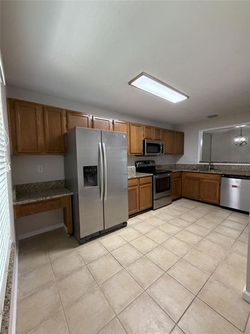 3156 VALLEY OAKS DRIVE 614, Tampa, FL 33618