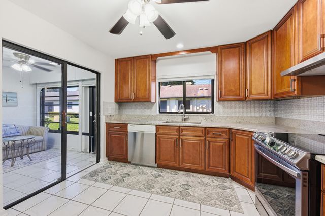 4903 Equestrian Circle A, Boynton Beach, FL 33436