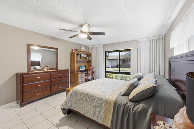 4903 Equestrian Circle A, Boynton Beach, FL 33436